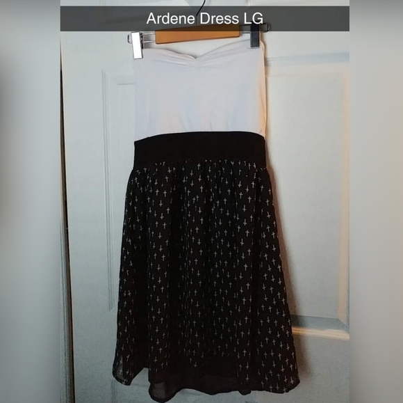 Ardene Dress - Picture 1 of 1